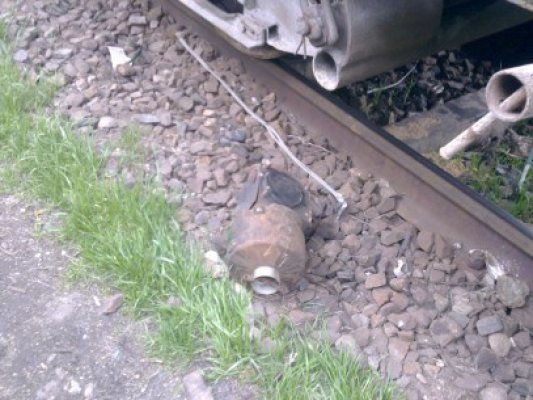 Două tone de fier, furate din vagoanele aflate în mişcare